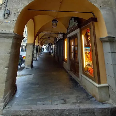 Sam's Getaway Apartment